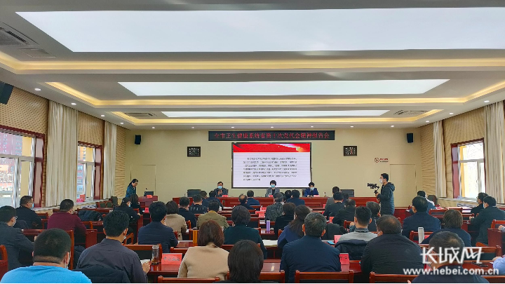 00302950876_95ff3cad 图片